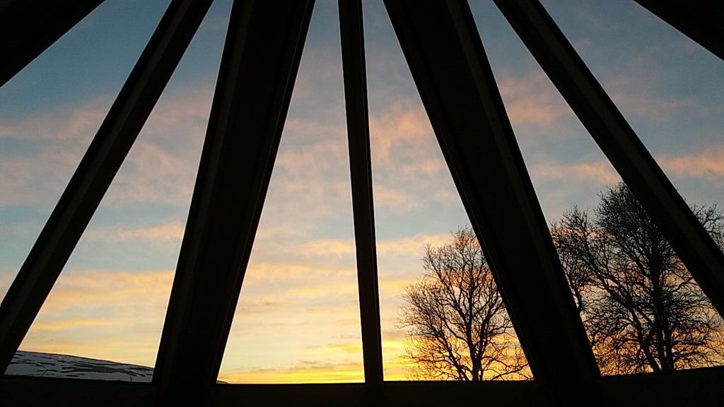 Hessdalen Ufocamp Appartement Vårhus Buitenkant foto
